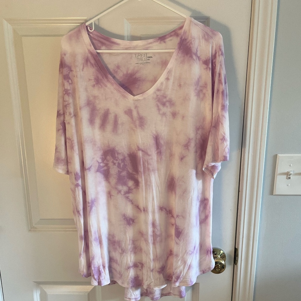 Time And Tru Purple And White Tie Dye Pattern V-Neck Top, XXXL